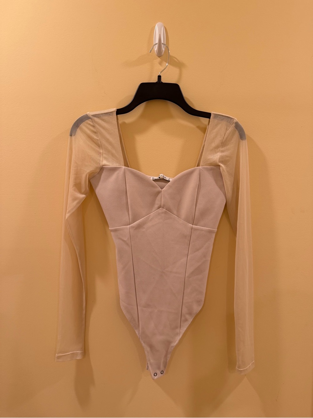 Abercrombie & Fitch Nude Mesh-Sleeve Sweetheart Bodysuit